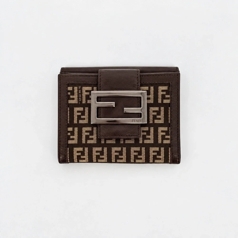 Fendi Zucca Wallet Unisex Brown Leather Monogram Trifold Logo Luxury Y2K Vintage